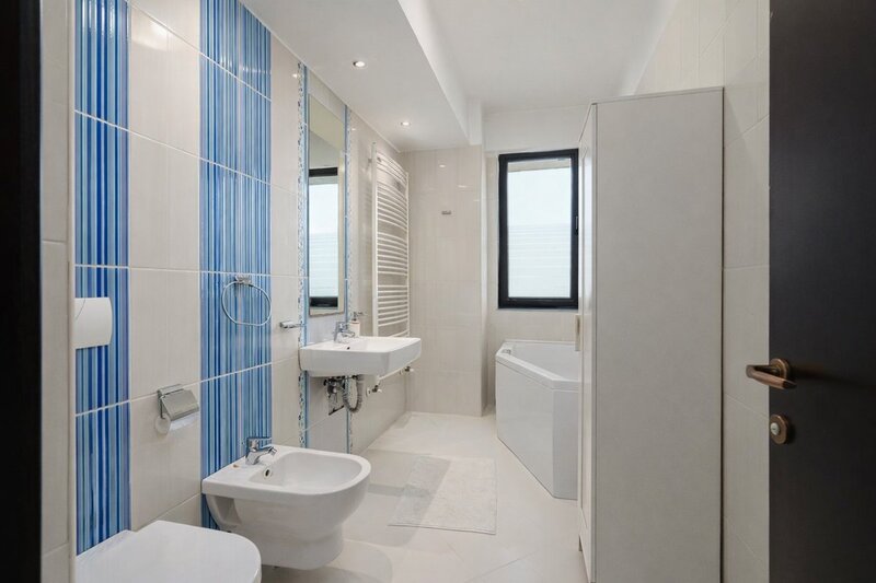 Pipera, Erou Iancu Nicolae, apartament 4 camere, 175 mp, 2 parcari
